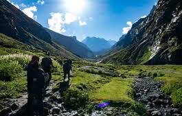 Hampta Pass Trek Package