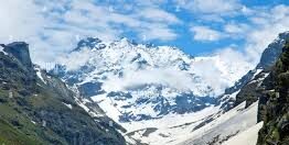 Hampta Pass Trek Package