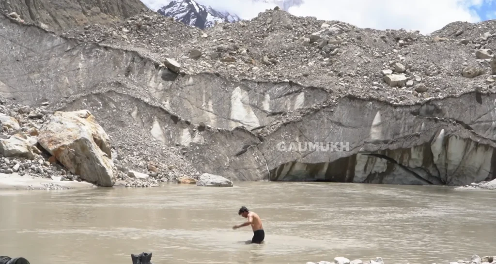 Gaumukh Tapovan Trek Package