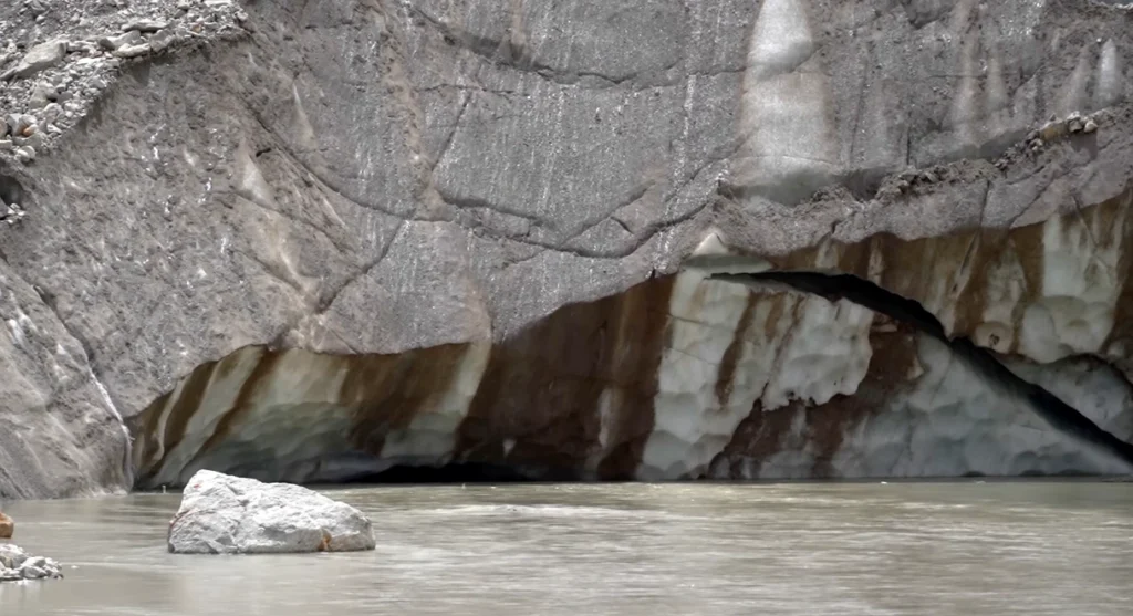 Gaumukh Tapovan Trek Package