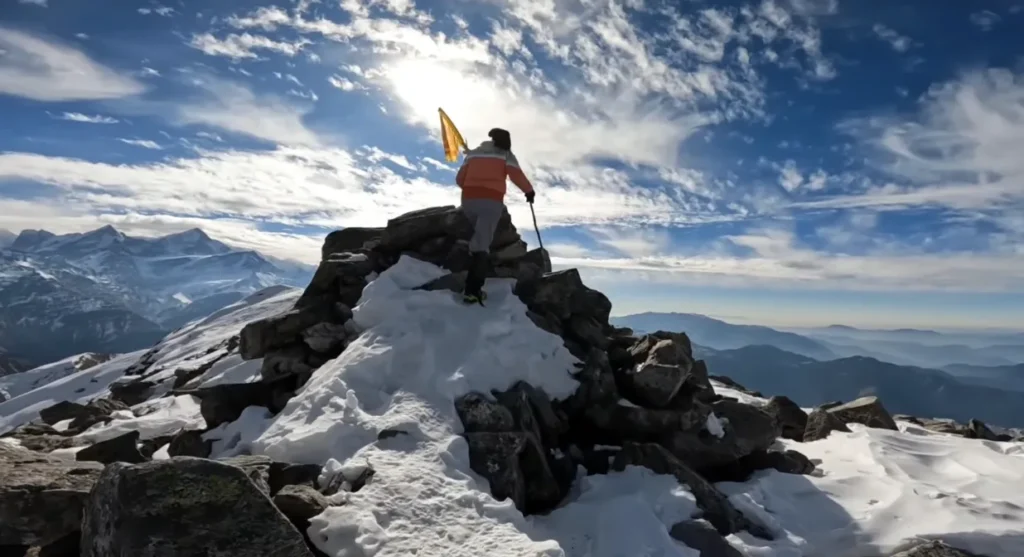 Pangarchulla via Kuari Pass Trek Package
