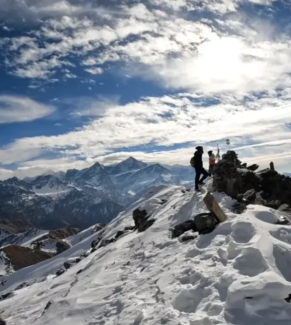 Pangarchulla via Kuari Pass Trek Package