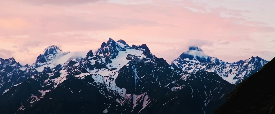 Sar Pass Trek Package