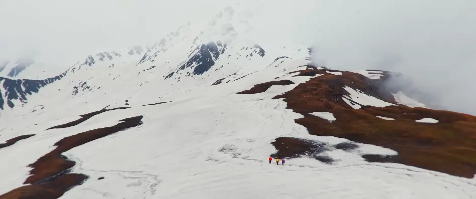 Sar Pass Trek Package